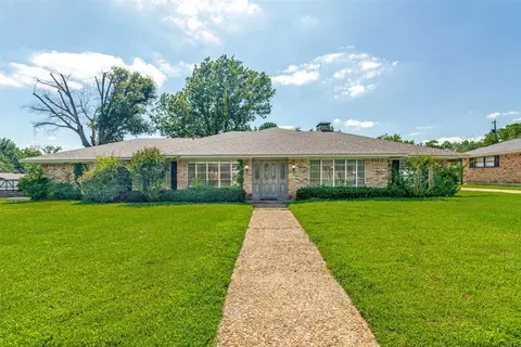 2500 Brookhaven Dr, Denison, TX 75020
