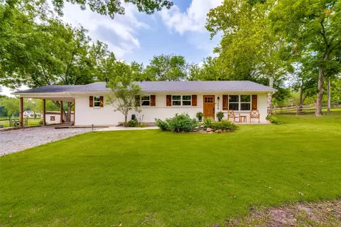274 Yowell Hill Rd, Whitewright, TX 75491