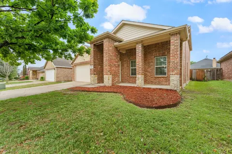 227 Old Spanish Trl, Waxahachie, TX 75167