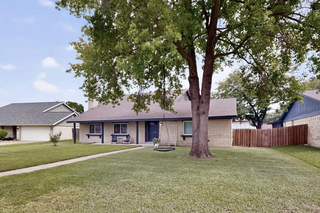 13 Grant Cir, Richardson, TX 75081