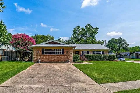 734 Kingswood Ave, Richardson, TX 75080