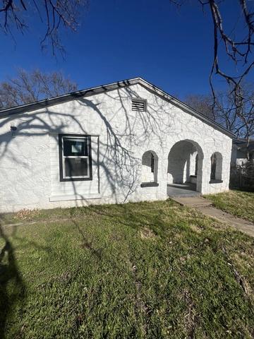 108 N Ash St, Springtown, TX 76082