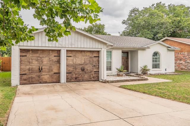 5612 Macgregor Dr, Haltom City, TX 76148