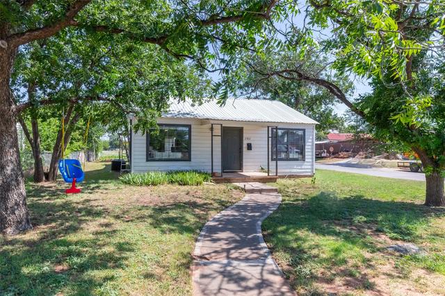 2302 N 18th St, Abilene, TX 79603
