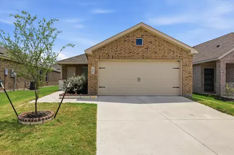 1805 Goose Pond Rd, Forney, TX 75126
