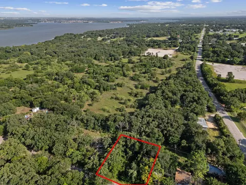 7222 Alcove St, Azle, TX 76020