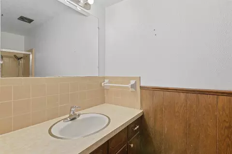 301 E 6th St, Krum, TX 76249 photo 12