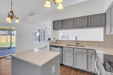 Kitchen - 7701 Cornell Dr, Rowlett, TX 75088 photo 2 of 3