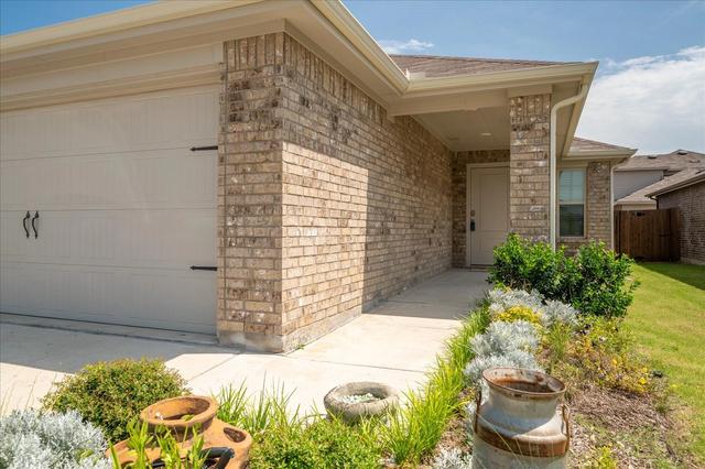 900 Shear Dr, Royse City, TX 75189