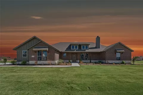 118 Sunny Side Rd, Valley View, TX 76272