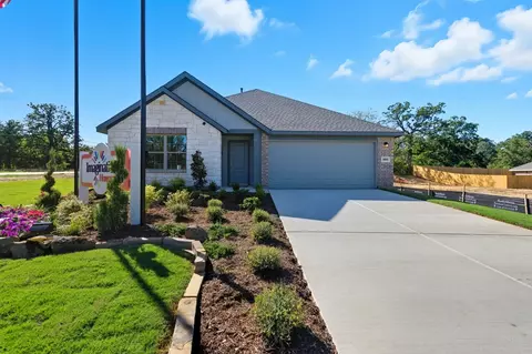 3800 Rose Hill Ct, Denison, TX 75020