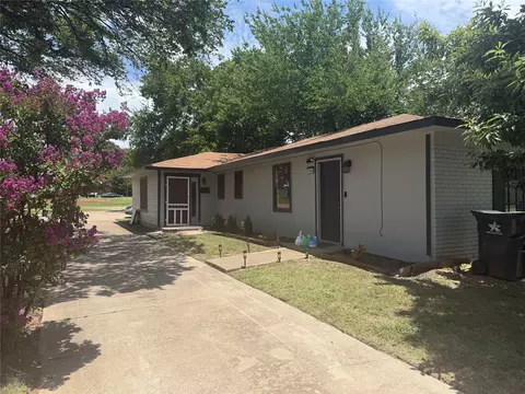 109 Ray St, Arlington, TX 76010