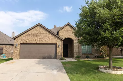 1749 Stillwater Dr, Burleson, TX 76028