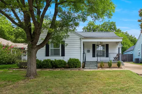 4708 Calmont Ave, Fort Worth, TX 76107