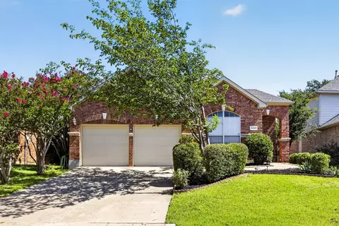 9827 Cliffside Dr, Irving, TX 75063