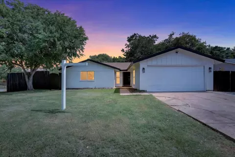 501 Kent Dr, Lewisville, TX 75067