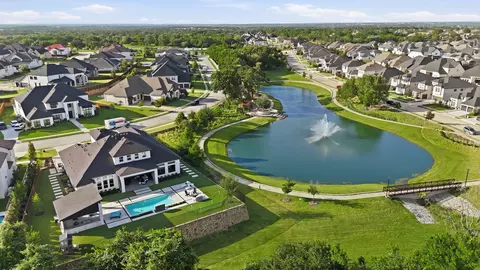 5215 Windsor Ln, Copper Canyon, TX 75077