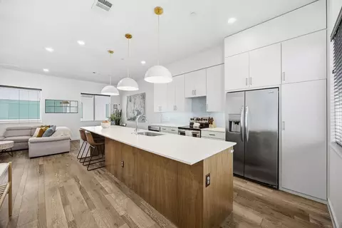 5018 Bryan St #203, Dallas, TX 75206