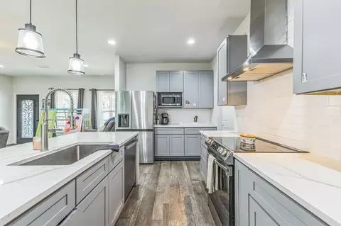 Kitchen - 424 N Mcgraw St, Forney, TX 75126 photo 4 of 4