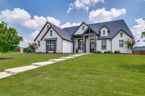 307 Broadmoor Dr, Haslet, TX 76052
