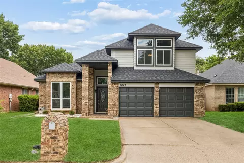 2225 Chapel Downs Dr, Arlington, TX 76017