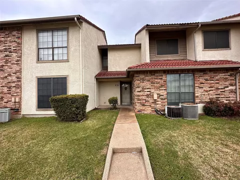 927 Turtle Cv #134, Irving, TX 75060