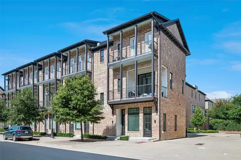 14999 Oak St, Addison, TX 75001