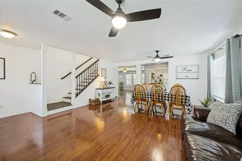 6732 Geyser Trl, Watauga, TX 76137