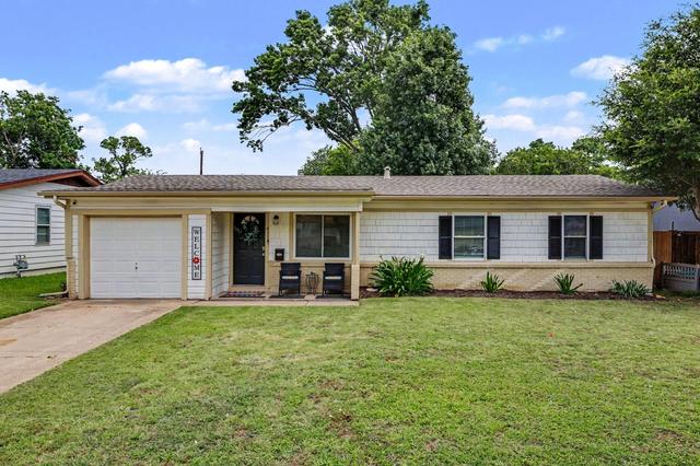 411 E Tucker Blvd, Arlington, TX 76010