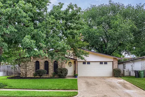 4117 Brookmoor Dr, Arlington, TX 76016