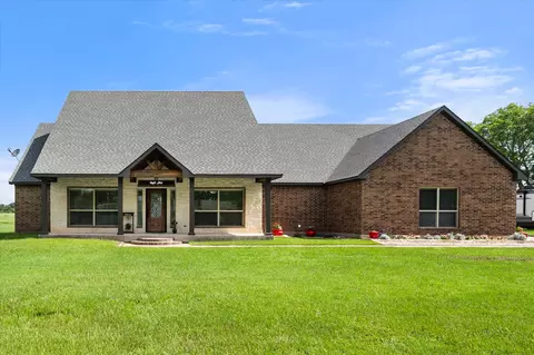 215 Northline Rd, Teague, TX 75860