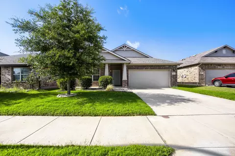 6225 Topsail Dr, Fort Worth, TX 76179