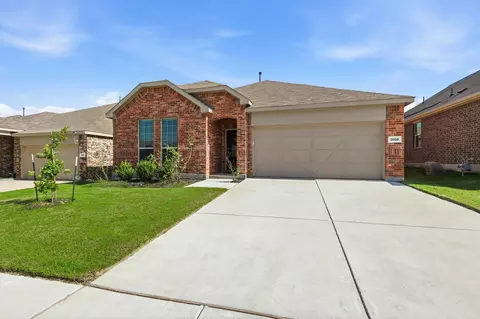 3109 Paruament Dr, Denton, TX 76207