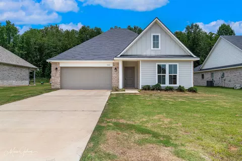 1221 Bayou Bay Ct, Frierson, LA 71027