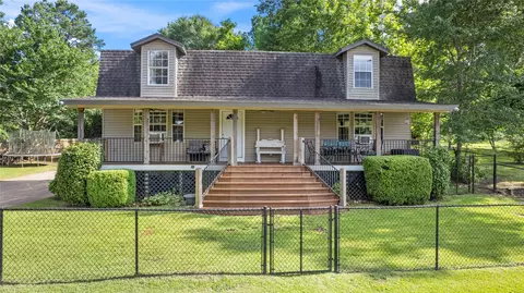 21900 N Cr 2127, Henderson, TX 75652