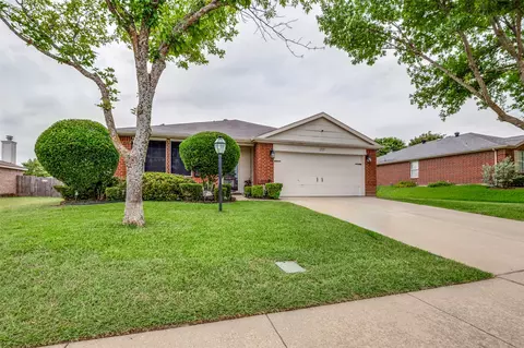 1717 Berkeley Dr, Glenn Heights, TX 75154