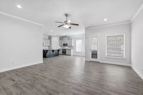 Living - 717 10th St, Argyle, TX 76226 photo 2 of 5