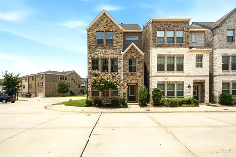 138 Peach Orchard Ln, Euless, TX 76040