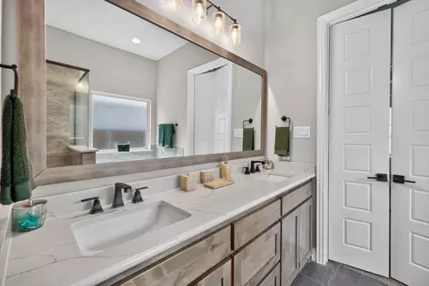 Bath - 3512 Ithaca St, Corinth, TX 76208 photo 5 of 8