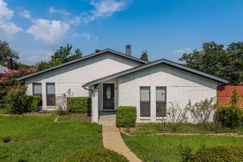1742 Delaford Dr, Carrollton, TX 75007