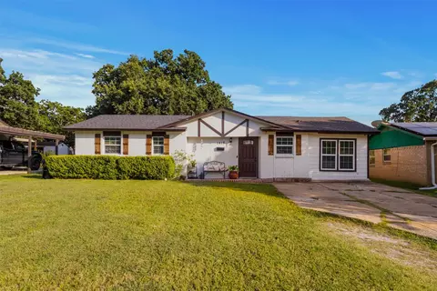 1418 Briarwood Dr, Mesquite, TX 75149