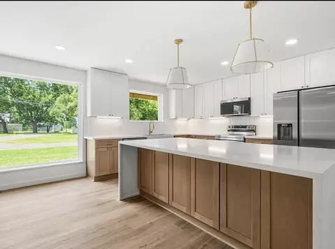 Kitchen - 616 E Moonlight Dr, Robinson, TX 76706 photo 1 of 3