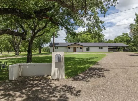 Exterior - 616 E Moonlight Dr, Robinson, TX 76706 photo 8 of 8