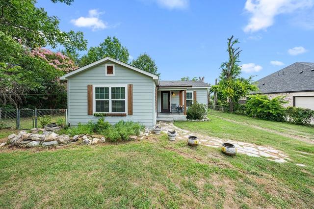 5621 Meandering Rd, River Oaks, TX 76114