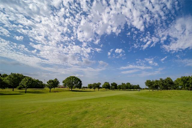 9601 Links Fairway Dr, Rowlett, TX 75089
