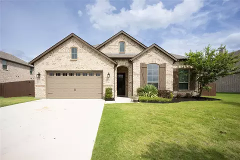 1692 Stonegate St, Waxahachie, TX 75165