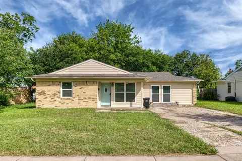 3351 Caracas Dr, Mesquite, TX 75150