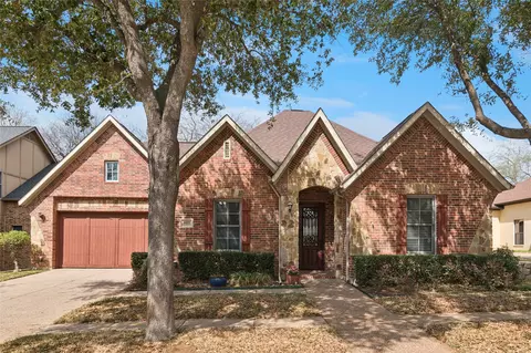 6411 Tuscany Park Dr, Arlington, TX 76016