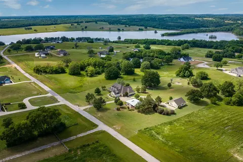 5270 Saddle Ridge Ct, Athens, TX 75752