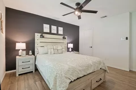 Bedroom - 616 E Avenue E, Midlothian, TX 76065 photo 3 of 3